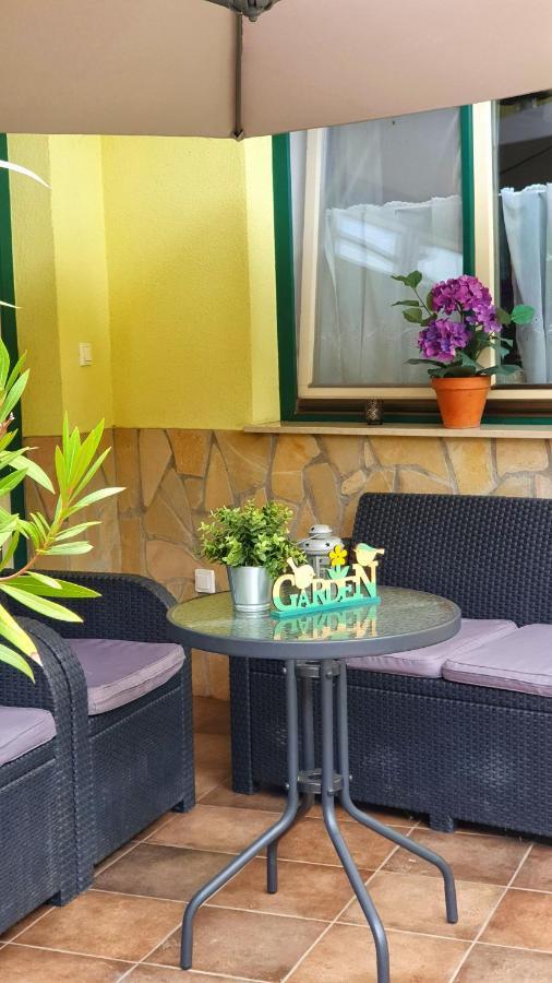 Gardenia Apartman Esztergom Exterior foto