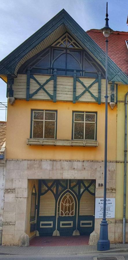 Gardenia Apartman Esztergom Exterior foto