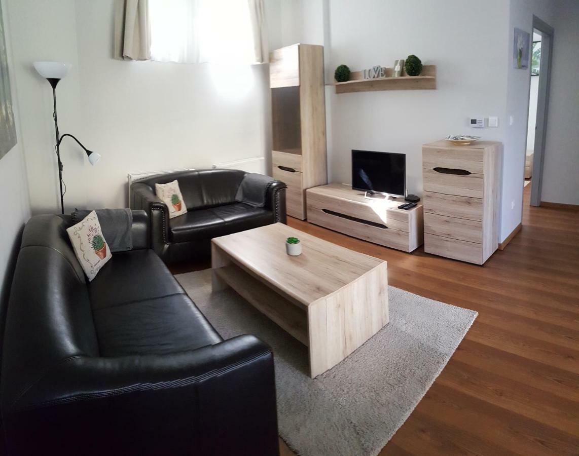 Gardenia Apartman Esztergom Exterior foto